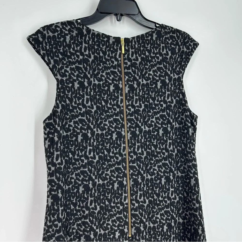 Eliza J Black and Grey Sheath Dress - Picture 4 of 7